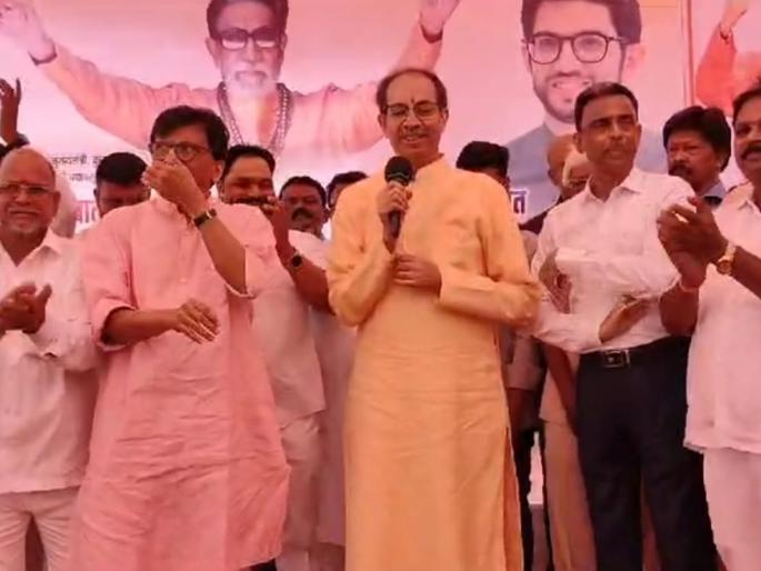 pm modi will cut the ticket for the dynasty of traitors said uddhav thackeray | गद्दारांच्या घराणेशाहीचे तिकीट मोदीच कापतील; शिंदे पिता पुत्रांवर उद्धव ठाकरे यांची टीका pm modi will cut the ticket for the dynasty of traitors said uddhav thackeray | गद्दारांच्या घराणेशाहीचे तिकीट मोदीच कापतील; शिंदे पिता पुत्रांवर उद्धव ठाकरे यांची टीका