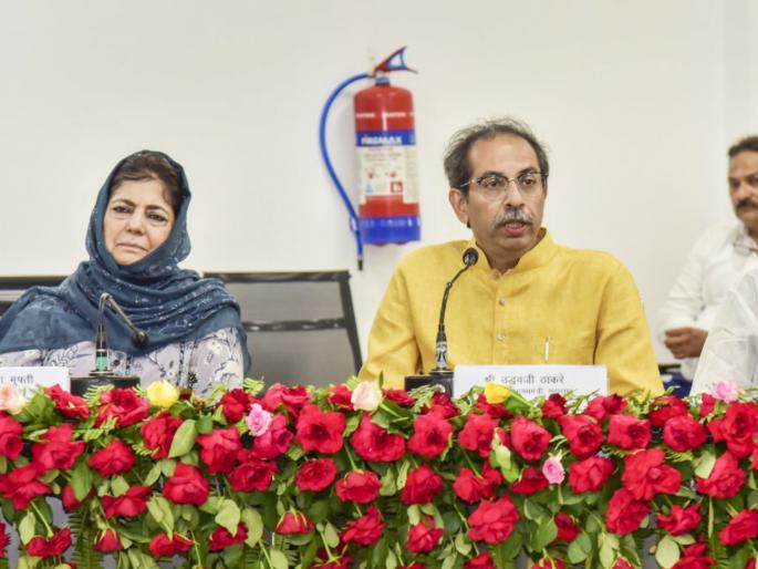 bjp sudhir mungantiwar criticized uddhav thackeray after to take part in opposition leaders meet in patna bihar | “हिंदुत्व सोडून सोनिया सेनेचे सदस्य, देश असो वा राज्य उद्धव ठाकरेंची दारुण अवस्था झाली आहे” bjp sudhir mungantiwar criticized uddhav thackeray after to take part in opposition leaders meet in patna bihar | “हिंदुत्व सोडून सोनिया सेनेचे सदस्य, देश असो वा राज्य उद्धव ठाकरेंची दारुण अवस्था झाली आहे”