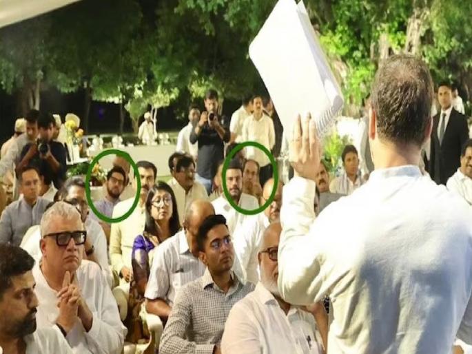 Expressed feelings that Maharashtra pride has been lowered by the fact that Uddhav Thackeray was put on the back burner | उद्धव ठाकरे यांना सहाव्या रांगेत बसवता, आम्हाला लाज वाटते..!