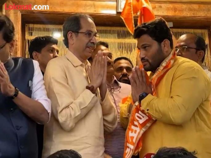Maha Yagya by 101 priests for Uddhav Thackeray to become Chief Minister again | उद्धव ठाकरे पुन्हा मुख्यमंत्री व्हावे म्हणून १०१ पुजाऱ्यांच्या हस्ते महायज्ञ Maha Yagya by 101 priests for Uddhav Thackeray to become Chief Minister again | उद्धव ठाकरे पुन्हा मुख्यमंत्री व्हावे म्हणून १०१ पुजाऱ्यांच्या हस्ते महायज्ञ