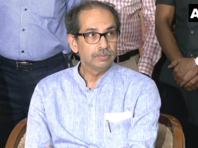farmers surrender in power struggle said uddhav thackeray | सत्तेच्या साठमारीत शेतकरी हवालदिल: उद्धव ठाकरे, भाजपच्या निष्ठावंतात खदखद farmers surrender in power struggle said uddhav thackeray | सत्तेच्या साठमारीत शेतकरी हवालदिल: उद्धव ठाकरे, भाजपच्या निष्ठावंतात खदखद