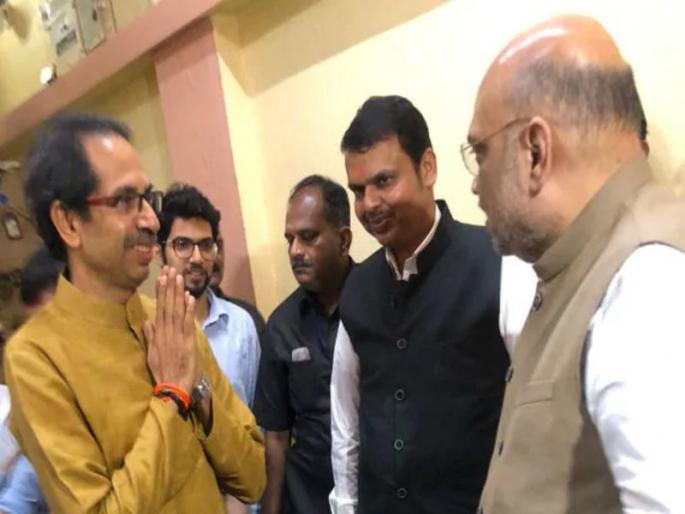 congress ncp slams shiv sena and bjp for alliance | 'शिवसेनेला घातली ईडीची भीती, त्यामुळेच झाली भाजपासोबत युती' congress ncp slams shiv sena and bjp for alliance | 'शिवसेनेला घातली ईडीची भीती, त्यामुळेच झाली भाजपासोबत युती'