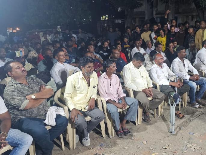 MLA put Jalgaon city in potholes says Uddhav Thackeray group criticizes the government | आमदारांनी जळगाव शहर खड्ड्यात घातले! उद्धव ठाकरे गटाची सरकारवर टीका MLA put Jalgaon city in potholes says Uddhav Thackeray group criticizes the government | आमदारांनी जळगाव शहर खड्ड्यात घातले! उद्धव ठाकरे गटाची सरकारवर टीका