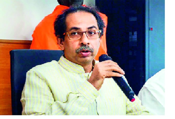 Give strength to Uddhav Thackeray! | भाजपाच्या नेत्यांनो, आढेवेढे न घेता उद्धव ठाकरेंना बळ द्या; कारण... Give strength to Uddhav Thackeray! | भाजपाच्या नेत्यांनो, आढेवेढे न घेता उद्धव ठाकरेंना बळ द्या; कारण...