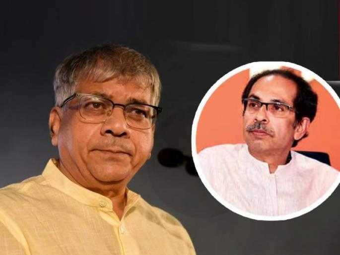 Uddhav Thackeray, be careful; Both will deceive Congress; Prakash Ambedkar's warning | उद्धव ठाकरे, सावध रहा, दोन्ही काँग्रेस फसवतील; प्रकाश आंबेडकर यांचा इशारा