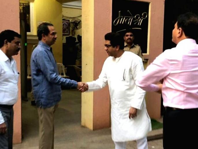 Chief Minister also interacted with Raj, with us, with his 2-year-old grandmother MMG | या लढाईत 'राज' आमच्यासोबत, ८३ वर्षीय आजींसोबतही साधला मुख्यमंत्र्यांनी संवाद Chief Minister also interacted with Raj, with us, with his 2-year-old grandmother MMG | या लढाईत 'राज' आमच्यासोबत, ८३ वर्षीय आजींसोबतही साधला मुख्यमंत्र्यांनी संवाद