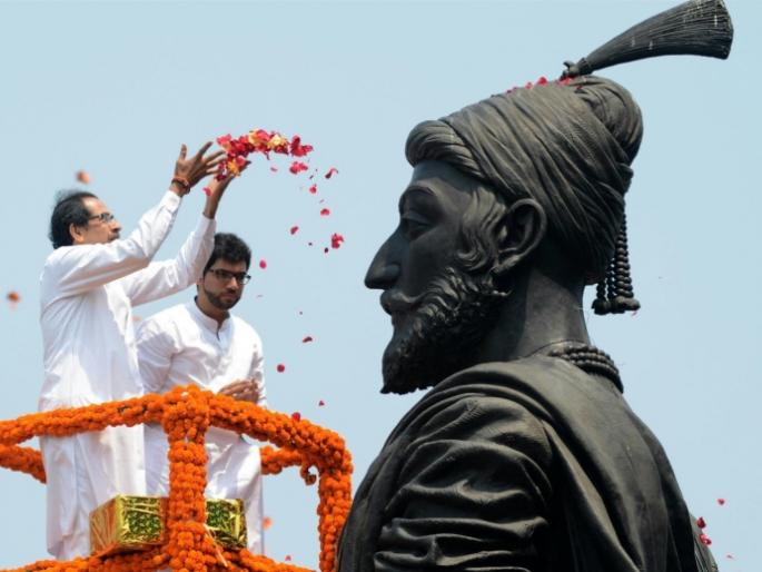 Video: We will succeed ... This is Shivaraya's Maharashtra, we will win this war against corona virus, Says CM uddhav thackeray | Video : 'हा शिवरायांचा महाराष्ट्र आहे, हे युद्ध आपण जिंकणारचं', हम होंगे कामयाब... Video: We will succeed ... This is Shivaraya's Maharashtra, we will win this war against corona virus, Says CM uddhav thackeray | Video : 'हा शिवरायांचा महाराष्ट्र आहे, हे युद्ध आपण जिंकणारचं', हम होंगे कामयाब...