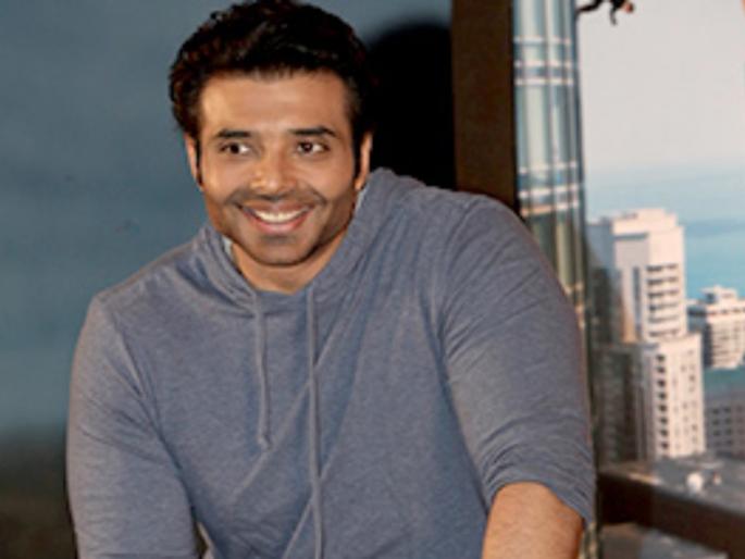 A flop on the big screen but a great success in business yrf yash chopra son uday chopra running a company worth Rs 10000 crore | मोठ्या पडद्यावर फ्लॉप पण बिझनेसमध्ये केली कमाल, चालवतोय १०००० कोटींची कंपनी; कमाईच्या बाबतीत अनेकांना टाकलं मागे