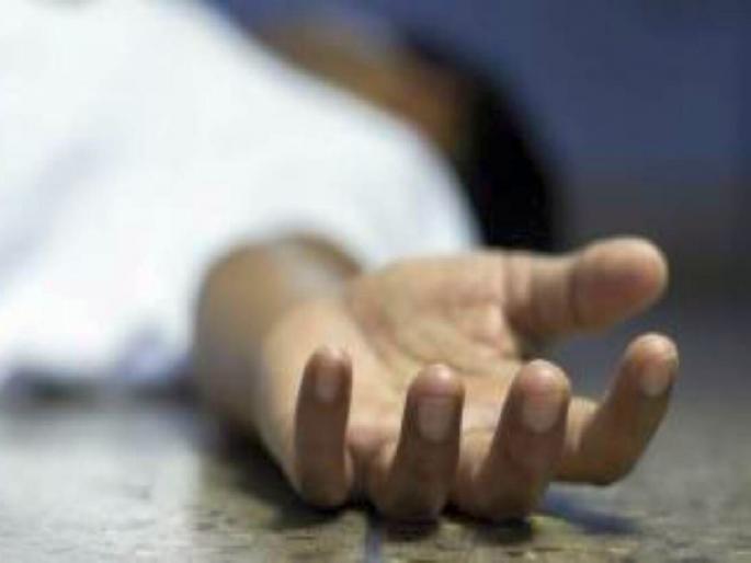 man lost his life due to excessive alcohol consumption | अति मद्यप्राशनाने गेला जीव, प्रवासी निवाऱ्यातच झाला बेवारस मृत्यू man lost his life due to excessive alcohol consumption | अति मद्यप्राशनाने गेला जीव, प्रवासी निवाऱ्यातच झाला बेवारस मृत्यू