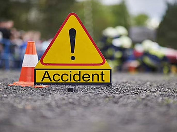8th student killed by speeding bolero in Nashik; Saddened by the death of an only child | नाशिकमध्ये भरधाव बोलेरोने घेतला आठवीच्या विद्यार्थ्याचा बळी; एकुलत्या एका मुलाच्या मृत्यूने हळहळ 8th student killed by speeding bolero in Nashik; Saddened by the death of an only child | नाशिकमध्ये भरधाव बोलेरोने घेतला आठवीच्या विद्यार्थ्याचा बळी; एकुलत्या एका मुलाच्या मृत्यूने हळहळ