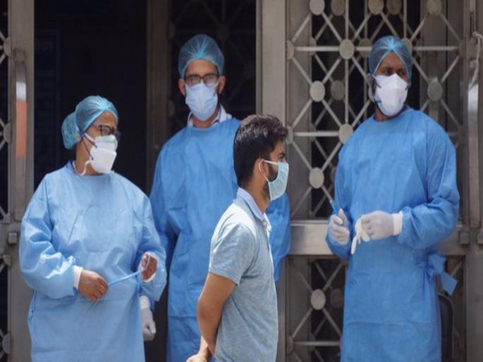 Comfortable! 624 corona free patients in Thane A three-month record | दिलासादायक! ठाण्यात एकाच दिवशी ६२४ रुग्ण कोरोनामुक्त; तीन महिन्यातील विक्रमी नोंद Comfortable! 624 corona free patients in Thane A three-month record | दिलासादायक! ठाण्यात एकाच दिवशी ६२४ रुग्ण कोरोनामुक्त; तीन महिन्यातील विक्रमी नोंद