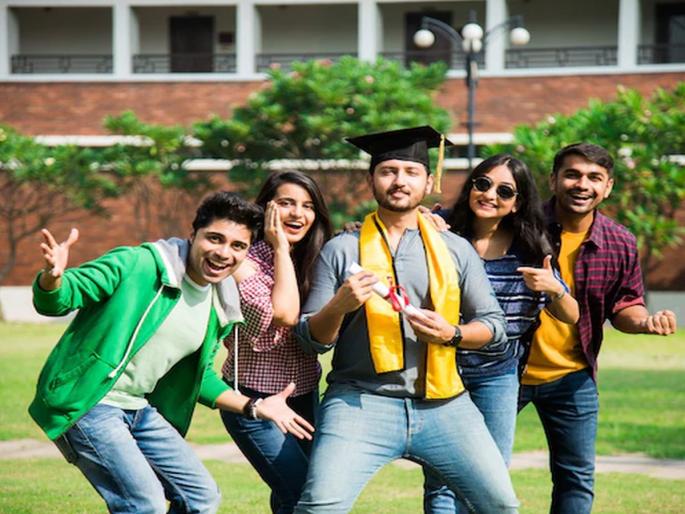 UGC 4 Year Graduation Program: Major Development in Education Sector; Degree after 12th will take 4 years; Decision of UGC | UGC 4 Year Graduation Program: शिक्षण क्षेत्रातील मोठी घडामोड; १२ वी नंतर डिग्रीसाठी ४ वर्षे लागणार; युजीसीचा निर्णय UGC 4 Year Graduation Program: Major Development in Education Sector; Degree after 12th will take 4 years; Decision of UGC | UGC 4 Year Graduation Program: शिक्षण क्षेत्रातील मोठी घडामोड; १२ वी नंतर डिग्रीसाठी ४ वर्षे लागणार; युजीसीचा निर्णय