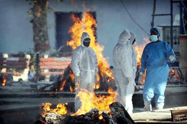 Big news; Shop closed by social organizations at the funeral of the Corona dead | मोठी बातमी; कोरोना मृतांच्या अंत्यसंस्कारातील सामजिक संस्थांनी दुकानदारी बंद Big news; Shop closed by social organizations at the funeral of the Corona dead | मोठी बातमी; कोरोना मृतांच्या अंत्यसंस्कारातील सामजिक संस्थांनी दुकानदारी बंद
