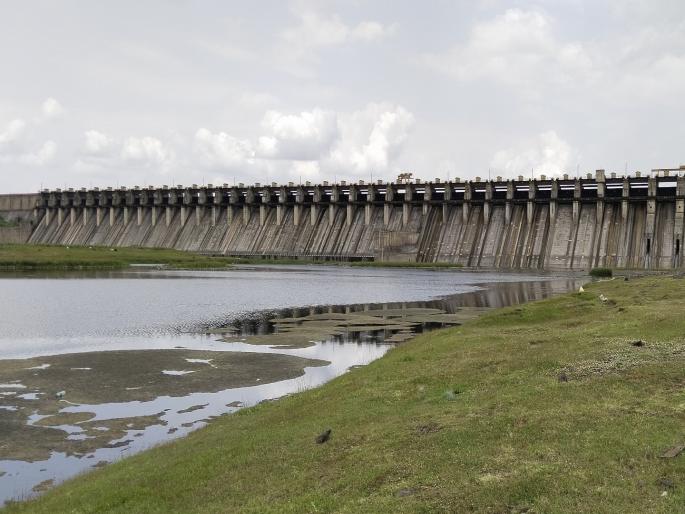 Water released from Ujani Dam for Solapur Will farmers face water shortage? | सोलापूरसाठी उजनी धरणातून पाण्याचा विसर्ग; शेतकऱ्यांना पाणी टंचाईचा सामना करावा लागणार? Water released from Ujani Dam for Solapur Will farmers face water shortage? | सोलापूरसाठी उजनी धरणातून पाण्याचा विसर्ग; शेतकऱ्यांना पाणी टंचाईचा सामना करावा लागणार?