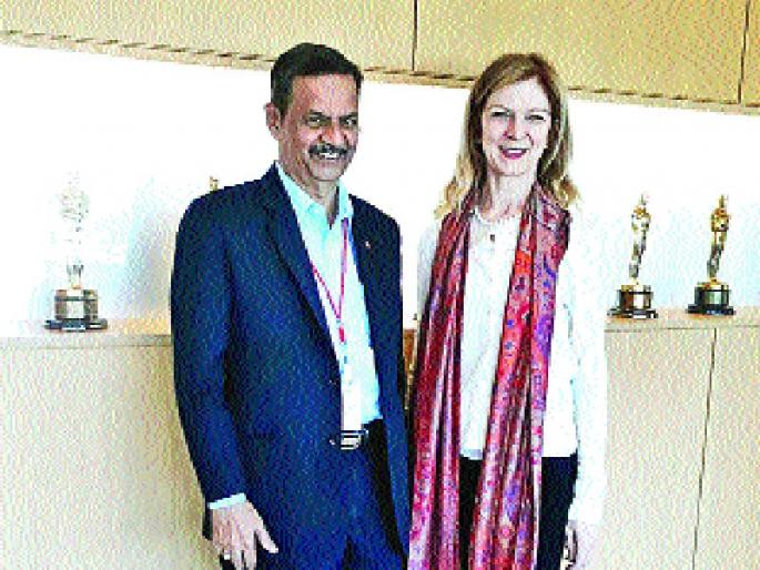 An opportunity for interns 'interns' for youth - Dr. Ujjval Nirgudkar | युवकांना आॅस्कर ‘इंटर्न’ची संधी - डॉ. उज्ज्वल निरगुडकर An opportunity for interns 'interns' for youth - Dr. Ujjval Nirgudkar | युवकांना आॅस्कर ‘इंटर्न’ची संधी - डॉ. उज्ज्वल निरगुडकर