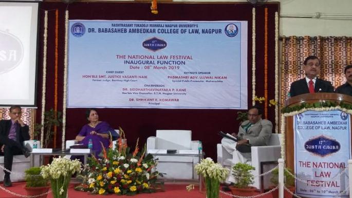 Pulwama attack is the assault on backbone of India: The view of Ujjwal Nikam | पुलवामा हल्ला म्हणजे भारताच्या पाठीत केलेला वार : उज्ज्वल निकम यांचे मत Pulwama attack is the assault on backbone of India: The view of Ujjwal Nikam | पुलवामा हल्ला म्हणजे भारताच्या पाठीत केलेला वार : उज्ज्वल निकम यांचे मत