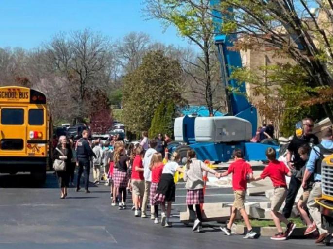 Six people died, including three students, at a US school | जबरदस्तीने शाळेत पाठवल्याने गोळीबार; अमेरिकेतील शाळेत तीन विद्यार्थ्यांसह सहाजणांचा मृत्यू Six people died, including three students, at a US school | जबरदस्तीने शाळेत पाठवल्याने गोळीबार; अमेरिकेतील शाळेत तीन विद्यार्थ्यांसह सहाजणांचा मृत्यू