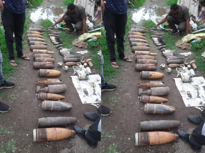 Army ammunition-explosives stockpile was found in a private person's house in Ahmednagar | अहमदनगरमध्ये खासगी व्यक्तीच्या घरात सापडला लष्कराचा दारुगोळा-स्फोटकांचा साठा Army ammunition-explosives stockpile was found in a private person's house in Ahmednagar | अहमदनगरमध्ये खासगी व्यक्तीच्या घरात सापडला लष्कराचा दारुगोळा-स्फोटकांचा साठा