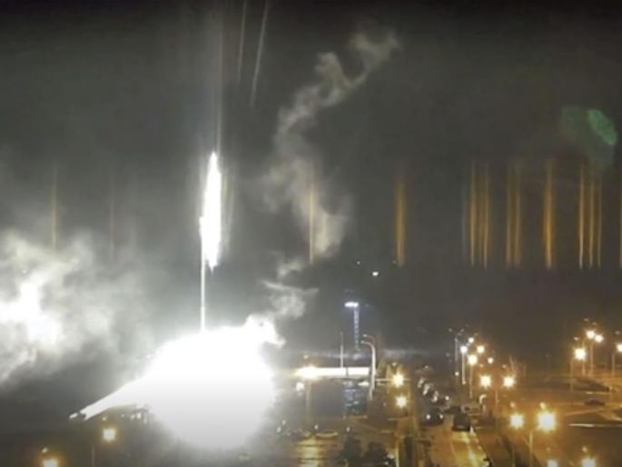 russia ukraine conflict ukraine nuclear reactor briefly rescued russia controls europe largest nuclear power plant | Russia-Ukraine Conflict: युक्रेनची अणुभट्टी थोडक्यात बचावली; युरोपमधील सर्वात मोठ्या अणुऊर्जा प्रकल्पावर रशियाचा ताबा russia ukraine conflict ukraine nuclear reactor briefly rescued russia controls europe largest nuclear power plant | Russia-Ukraine Conflict: युक्रेनची अणुभट्टी थोडक्यात बचावली; युरोपमधील सर्वात मोठ्या अणुऊर्जा प्रकल्पावर रशियाचा ताबा