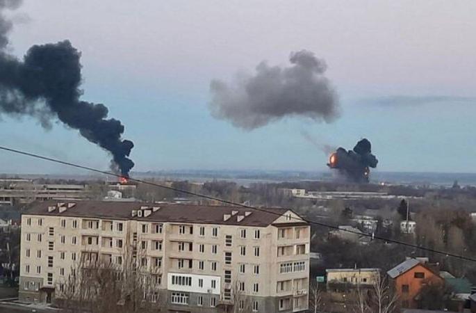 Students from Gondia district stranded in Ukraine struggle to return home | युक्रेनमध्ये अडकलेल्या गोंदिया जिल्ह्यातील विद्यार्थ्यांची मायदेशी परतण्यासाठी धडपड