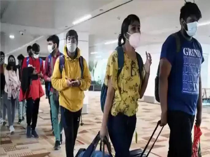 Kolhapur students who returned from Ukraine wasted their year | युक्रेनहून परतलेल्या कोल्हापुरातील विद्यार्थ्यांचे वर्ष वाया Kolhapur students who returned from Ukraine wasted their year | युक्रेनहून परतलेल्या कोल्हापुरातील विद्यार्थ्यांचे वर्ष वाया