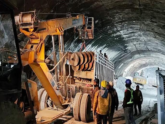 ...And machines as strong as elephants have failed before human hands! The effort finally came to fruition | ...आणि मानवी हातांपुढे अजस्त्र मशीन्सही झाल्या फेल! प्रयत्नांची पराकाष्ठा अखेर आली फळाला ...And machines as strong as elephants have failed before human hands! The effort finally came to fruition | ...आणि मानवी हातांपुढे अजस्त्र मशीन्सही झाल्या फेल! प्रयत्नांची पराकाष्ठा अखेर आली फळाला