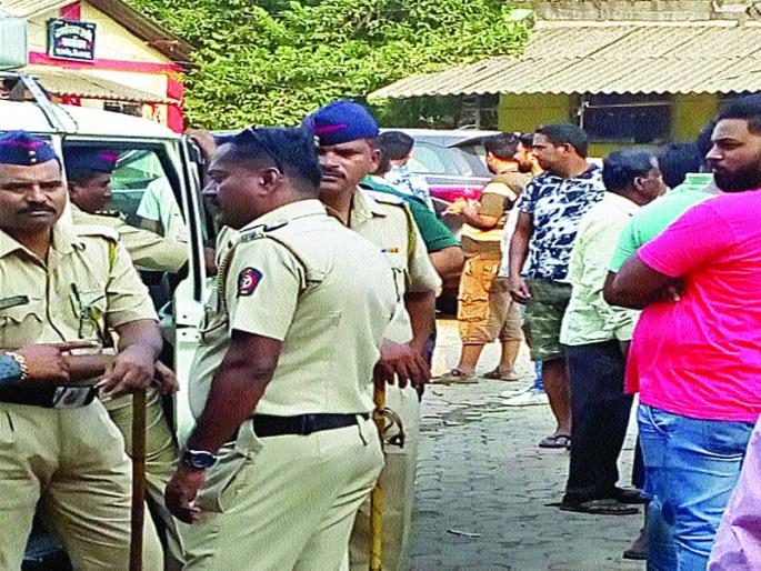 Bhujurunga shakes the area of Ulave; Result of the work of the airport | भूसुरुंगामुळे उलवे परिसर हादरला; विमानतळाच्या कामाचा परिणाम  Bhujurunga shakes the area of Ulave; Result of the work of the airport | भूसुरुंगामुळे उलवे परिसर हादरला; विमानतळाच्या कामाचा परिणाम