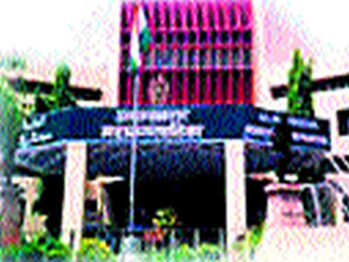 Widening of road to Shivsena-MNS, Widening of funds | शिवसेना-मनसेत रस्ता रूंदीकरण, निधीवरून वाद Widening of road to Shivsena-MNS, Widening of funds | शिवसेना-मनसेत रस्ता रूंदीकरण, निधीवरून वाद