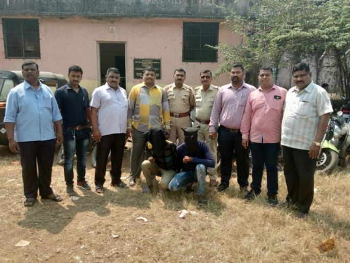 Two unidentified motorcycle thieves arrested; 10 motor cycle and 1 rickshaw capture | दोन अजब मोटारसायकल चोरांना अटक; १० मोटार सायकल आणि १ रिक्षा हस्तगत Two unidentified motorcycle thieves arrested; 10 motor cycle and 1 rickshaw capture | दोन अजब मोटारसायकल चोरांना अटक; १० मोटार सायकल आणि १ रिक्षा हस्तगत