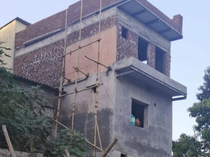 illegal construction rampant in Ulhasnagar | उल्हासनगरात बहुमजली अवैध बांधकामाचा सुळसुळाट illegal construction rampant in Ulhasnagar | उल्हासनगरात बहुमजली अवैध बांधकामाचा सुळसुळाट