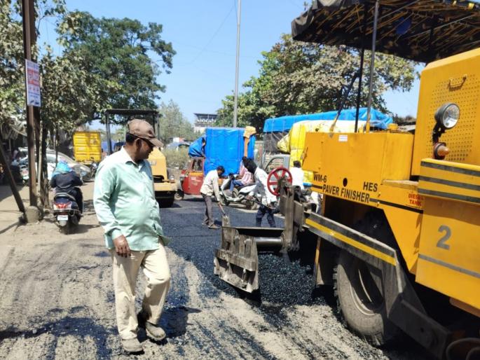 Roads in Ulhasnagar to be paved before Diwali, road repair work to be done day and night, doubts about funds | उल्हासनगरातील रस्ते दिवाळीपूर्वी होणार सुसाट, दिवस-रात्र रस्ता दुरस्तीचे काम, निधीबाबत साशंकता Roads in Ulhasnagar to be paved before Diwali, road repair work to be done day and night, doubts about funds | उल्हासनगरातील रस्ते दिवाळीपूर्वी होणार सुसाट, दिवस-रात्र रस्ता दुरस्तीचे काम, निधीबाबत साशंकता