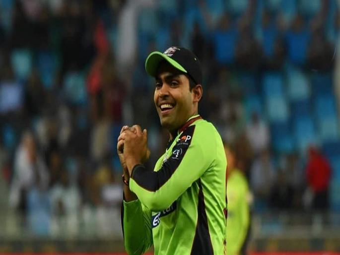 Next IPL to be held in Pakistan, Umar Akmal gets roasted for MAJOR goof-up while promoting PSL - WATCH | पुढील IPL पाकिस्तानमध्ये होणार, उमर अकमलचं दिवास्वप्न; नेटकऱ्यांनी झोडपलं