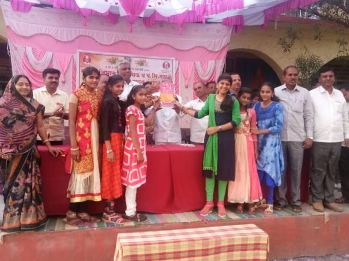 Inter School Orientation Tournament at Umerkhed in Chalisgaon Taluka | चाळीसगाव तालुक्यातील उमरखेड येथे आंतरशाखीय वक्तृत्व स्पर्धा Inter School Orientation Tournament at Umerkhed in Chalisgaon Taluka | चाळीसगाव तालुक्यातील उमरखेड येथे आंतरशाखीय वक्तृत्व स्पर्धा