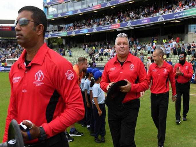 ICC World Cup 2019: Poor Umpiring in ICC World Cup 2019 | ICC World Cup 2019 : जेव्हा अंपायर करतात ‘आउट’, विश्वचषकात खराब पंचगिरीचा अनुभव 