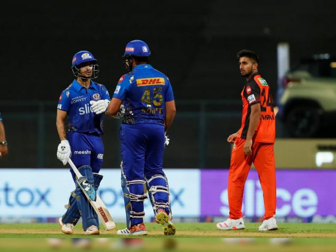 IPL 2022 MI vs SRH Live Updates : Umran Malik give Nine runs off one ball, None off the bat, he gets Ishan Sharma Wickets, Video   | Umran Malik  IPL 2022 MI vs SRH Live Updates : 2n-b, 1w, 5nb, 1lb!; उम्रान मलिकने १ चेंडूंत दिल्या ९ धावा, आश्चर्य म्हणजे एकही धाव बॅटीतून नाही आली, Video 