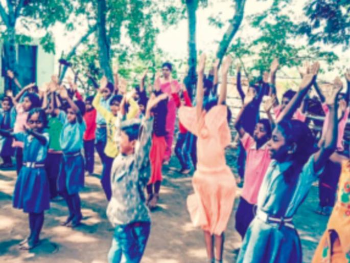 Thank you UNESCO, the classroom needs chirping, not 'smart'! | थँक्यू युनेस्को, वर्ग किलबिलता हवा, ‘स्मार्ट’ नको! Thank you UNESCO, the classroom needs chirping, not 'smart'! | थँक्यू युनेस्को, वर्ग किलबिलता हवा, ‘स्मार्ट’ नको!