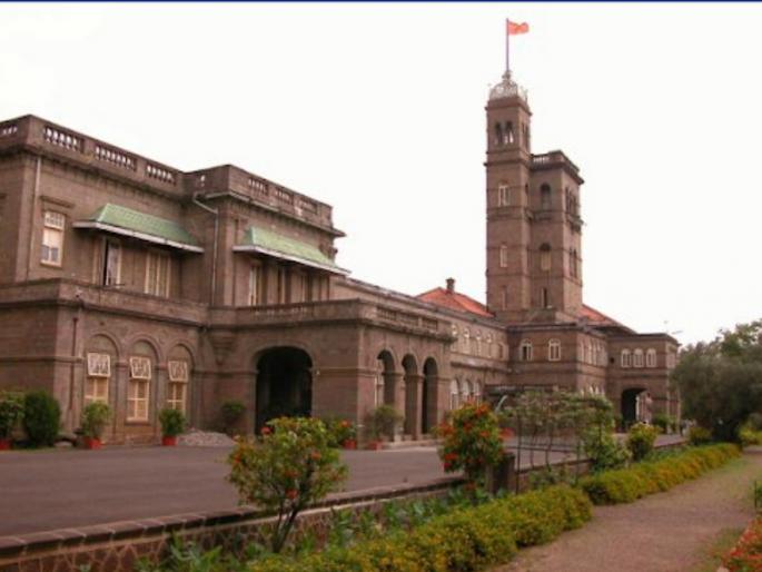 One year stay of decision to increase fees by the university | सावित्रीबाई फुले पुणे विद्यापीठाकडून शुल्कवाढीच्या निर्णयाला एका वर्षासाठी स्थगिती One year stay of decision to increase fees by the university | सावित्रीबाई फुले पुणे विद्यापीठाकडून शुल्कवाढीच्या निर्णयाला एका वर्षासाठी स्थगिती