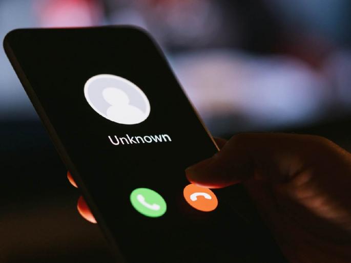 A schizophrenic woman made a 110 call to the control room saying that Mangesh Macchimar was a terrorist | स्किझोफ्रेनिया ग्रस्त महिलेने नियंत्रण कक्षात केले ११० कॉल; मंगेश मच्छीमार हा दहशतवादी असल्याचा कॉल A schizophrenic woman made a 110 call to the control room saying that Mangesh Macchimar was a terrorist | स्किझोफ्रेनिया ग्रस्त महिलेने नियंत्रण कक्षात केले ११० कॉल; मंगेश मच्छीमार हा दहशतवादी असल्याचा कॉल