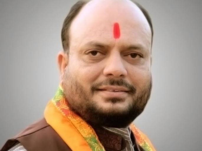 What is the Guardian Minister who will show the Mastwal officers? | मस्तवाल अधिकाऱ्यांना दाखवून देणार पालकमंत्री काय असतो What is the Guardian Minister who will show the Mastwal officers? | मस्तवाल अधिकाऱ्यांना दाखवून देणार पालकमंत्री काय असतो