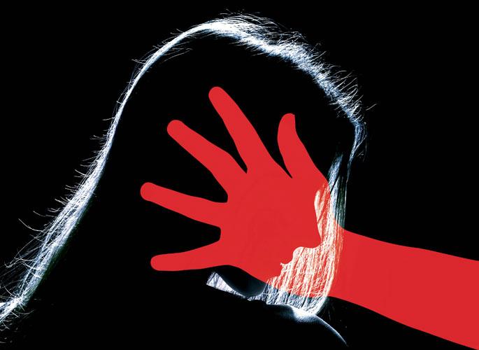 Unnatural sexual exploitation of the spouse; files lawsuit against husband and in-laws | विवाहितेचे अनैसर्गिक लैंगिक शोषण; पतीसह सासरच्या मंडळींविरुद्ध गुन्हा दाखल!