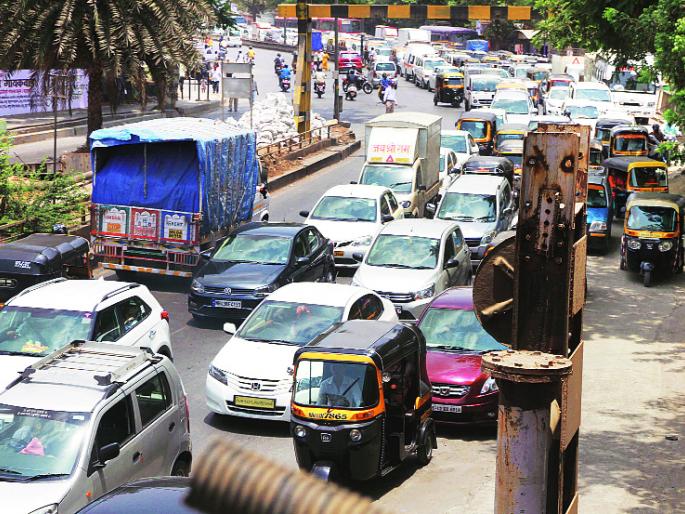 VitaVawa will remain in traffic for two more days | विटावा वाहतूककोंडी आणखी दोन दिवस राहणार VitaVawa will remain in traffic for two more days | विटावा वाहतूककोंडी आणखी दोन दिवस राहणार