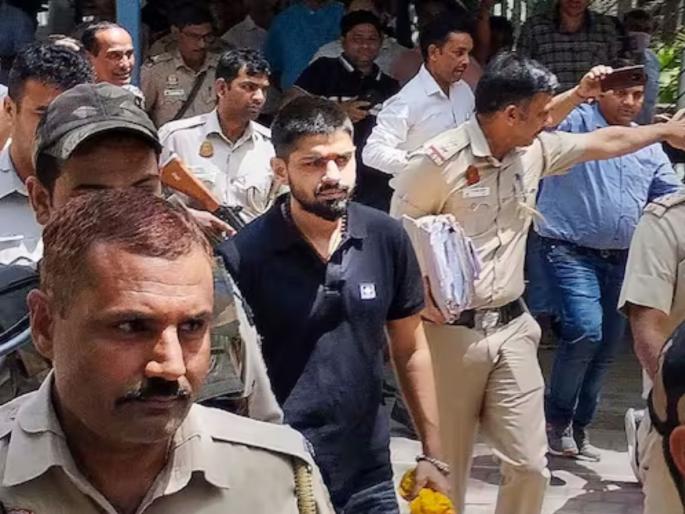 Lawrence Bishnoi conspired to kill nadir shah in sabarmati jail with hashim baba delhi police | Lawrence Bishnoi : "साबरमती जेलमधून गँगस्टर लॉरेन्स बिश्नोईचा Video कॉल..."; हाशिम बाबाचा मोठा खुलासा Lawrence Bishnoi conspired to kill nadir shah in sabarmati jail with hashim baba delhi police | Lawrence Bishnoi : "साबरमती जेलमधून गँगस्टर लॉरेन्स बिश्नोईचा Video कॉल..."; हाशिम बाबाचा मोठा खुलासा