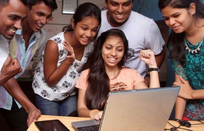 CET declared the results; Pursuing for admission to colleges named in the concert | सीईटीचा निकाल जाहीर; पर्सेंटाईलमुळे नामांकित महाविद्यालयांत प्रवेशासाठी चुरस CET declared the results; Pursuing for admission to colleges named in the concert | सीईटीचा निकाल जाहीर; पर्सेंटाईलमुळे नामांकित महाविद्यालयांत प्रवेशासाठी चुरस