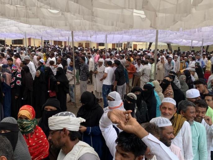 Amravati Lok Sabha; Queues at polling booths, 43.76 percent voter turnout till 3 pm | अमरावती लोकसभा; मतदान केंद्रांवर रांगा, दुपारी ३ पर्यंत ४३.७६ टक्के मतदान Amravati Lok Sabha; Queues at polling booths, 43.76 percent voter turnout till 3 pm | अमरावती लोकसभा; मतदान केंद्रांवर रांगा, दुपारी ३ पर्यंत ४३.७६ टक्के मतदान