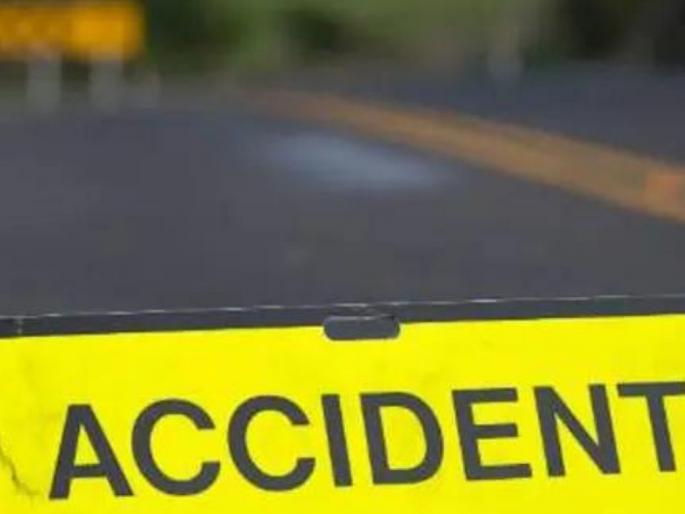 Accidental death of a young man on his way to Teravi due to burst tire of his bike | तेरवीसाठी निघालेल्या तरूणाच्या दुचाकीचा टायर फुटल्याने अपघाती मृत्यू Accidental death of a young man on his way to Teravi due to burst tire of his bike | तेरवीसाठी निघालेल्या तरूणाच्या दुचाकीचा टायर फुटल्याने अपघाती मृत्यू