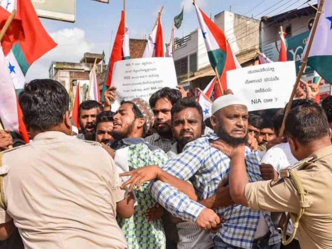 Central government banned PFI organization for 5 years Here are 5 reasons | पीएफआय संघटनेवर ५ वर्षासाठी बंदी का घातली?,वाचा सविस्तर Central government banned PFI organization for 5 years Here are 5 reasons | पीएफआय संघटनेवर ५ वर्षासाठी बंदी का घातली?,वाचा सविस्तर