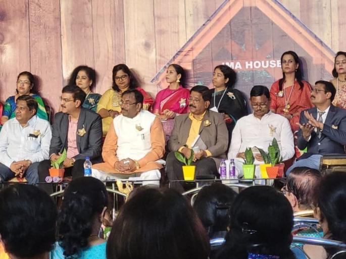 IMA will provide free patient care one day a week; Resolution of newly elected President Ghate: Thousands of patients will benefit | आयएमए देणार आठवड्यातून एक दिवस मोफत रुग्णसेवा; नवनिर्वाचित अध्यक्ष घाटे यांचा संकल्प : हजारो रुग्णांना होणार लाभ IMA will provide free patient care one day a week; Resolution of newly elected President Ghate: Thousands of patients will benefit | आयएमए देणार आठवड्यातून एक दिवस मोफत रुग्णसेवा; नवनिर्वाचित अध्यक्ष घाटे यांचा संकल्प : हजारो रुग्णांना होणार लाभ