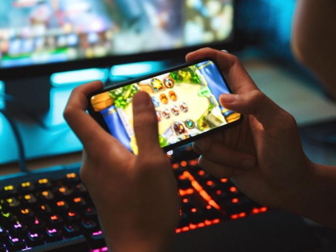Tamil Nadu Cabinet has approved an ordinance to ban online gambling | मोबाइलवर गेम खेळाणाऱ्यांना बसणार मोठा झटका! बंद होणार कमाईची सर्व मार्ग Tamil Nadu Cabinet has approved an ordinance to ban online gambling | मोबाइलवर गेम खेळाणाऱ्यांना बसणार मोठा झटका! बंद होणार कमाईची सर्व मार्ग