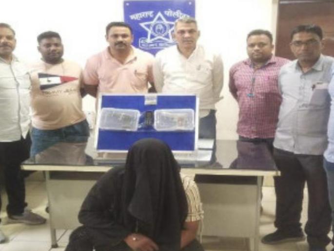 After entering the house and shooting, the accuse finally arrested after two months | घरात शिरून तरुणावर गोळीबार, आरोपी चिऱ्याला दोन महिन्यांनंतर अखेर अटक After entering the house and shooting, the accuse finally arrested after two months | घरात शिरून तरुणावर गोळीबार, आरोपी चिऱ्याला दोन महिन्यांनंतर अखेर अटक