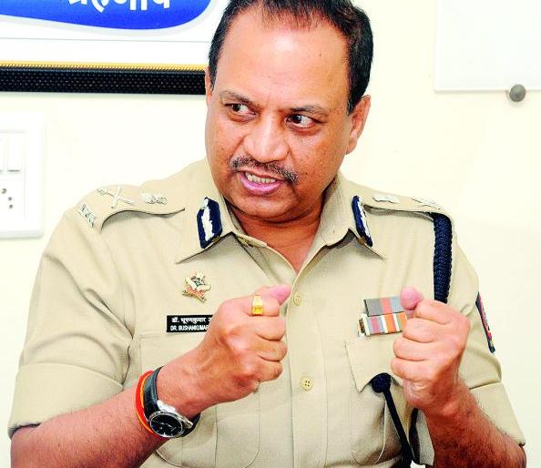 Don't be afraid, the police are behind you! | तुम्ही घाबरू नका, पोलीस आहेत तुमच्या पाठीशी! Don't be afraid, the police are behind you! | तुम्ही घाबरू नका, पोलीस आहेत तुमच्या पाठीशी!